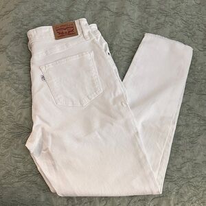 Levi's women’s White Straight Jeans